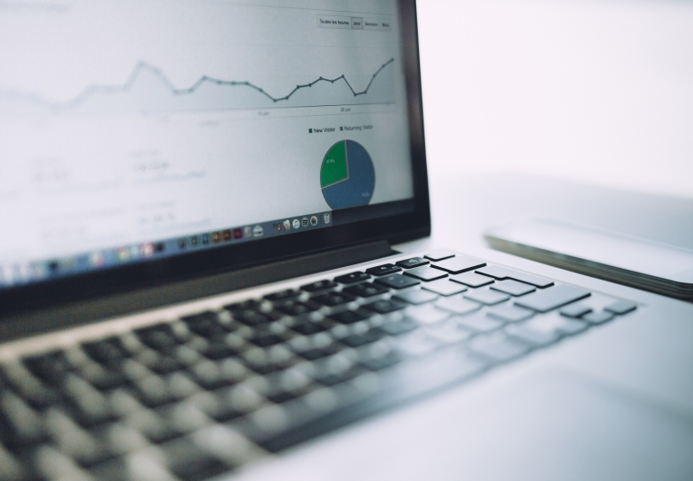 ����������ͷ�ϵ�y