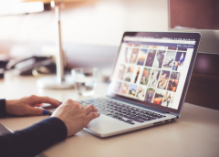 �鼆Ӱ��������ÿͷ�ϵ�y��߿͑������