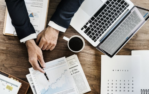 �ھ��ͷ�ϵ�y(t��ng)�ķ�(w��n)����