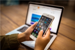 APP�ھ��ͷ�ϵ�y(t��ng)���]