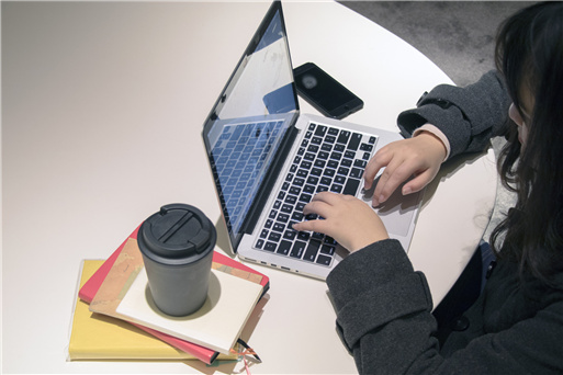 �˹��ͷ��͙C���˅f(xi��)���Ӵ�