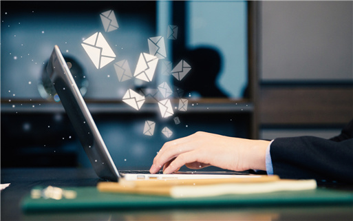 �����ھ��ͷ�푑�(y��ng)�ٶ�