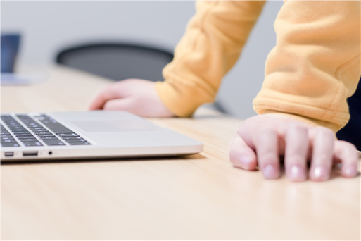 �˹��ͷ��Ӵ�