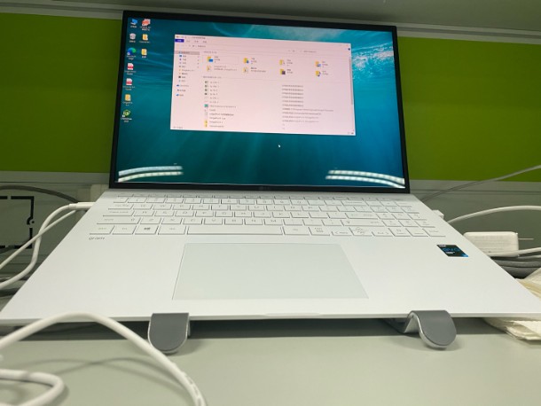 �C�����Ԅӹ���΢��Ⱥ